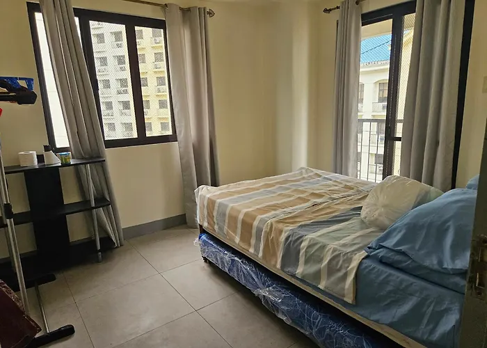 Burgos Circle Bonifacio Bgc Near High Street Apartment Manila