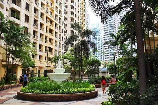 Apartment Burgos Circle Bonifacio Bgc Near High Street *